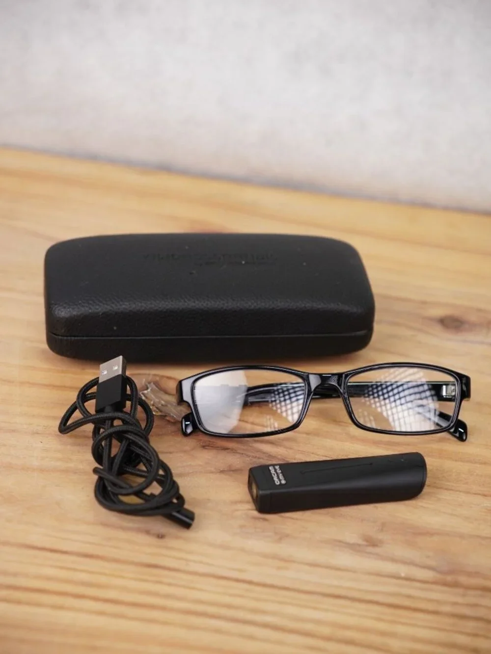 OrCam MyEye Wearable Assistive Device Low Vision Reader Smart Glasses Tested